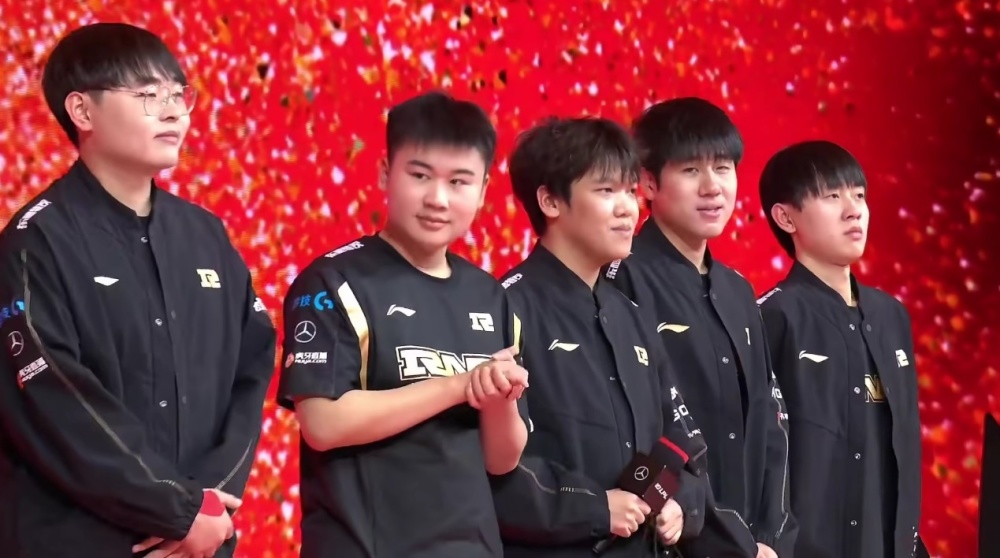 他的长传与 他的长传与